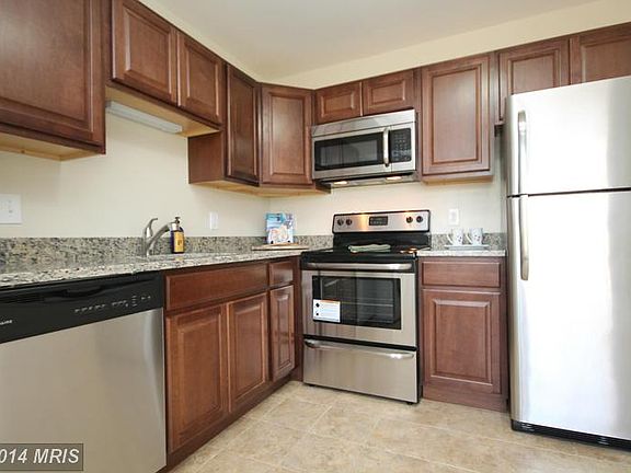 3rd image of 2830 Chablis Cir #8A
