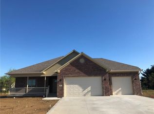 5484 E Commons North Dr, Mooresville, IN 46158