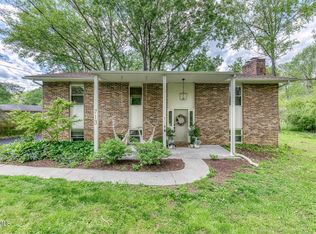713 Crowell Ln, Johnson City, TN 37601
