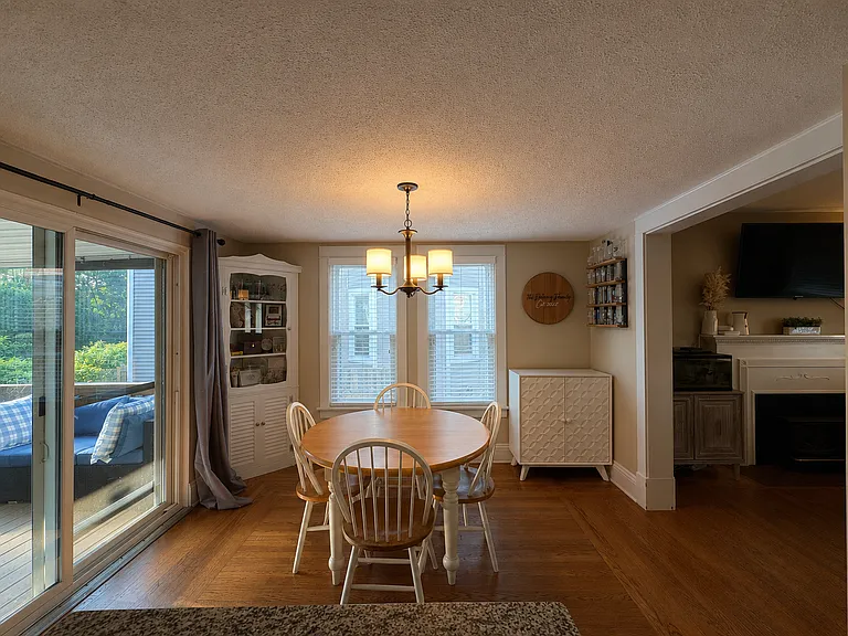 Dining room