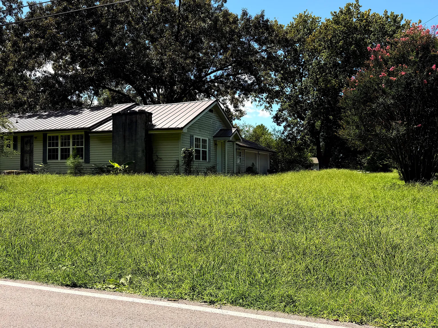 3 bed, 1350 sqft, $1,650 — Photo 2