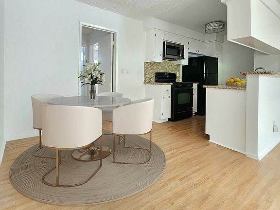 5th image of 1424 15th St APT 9