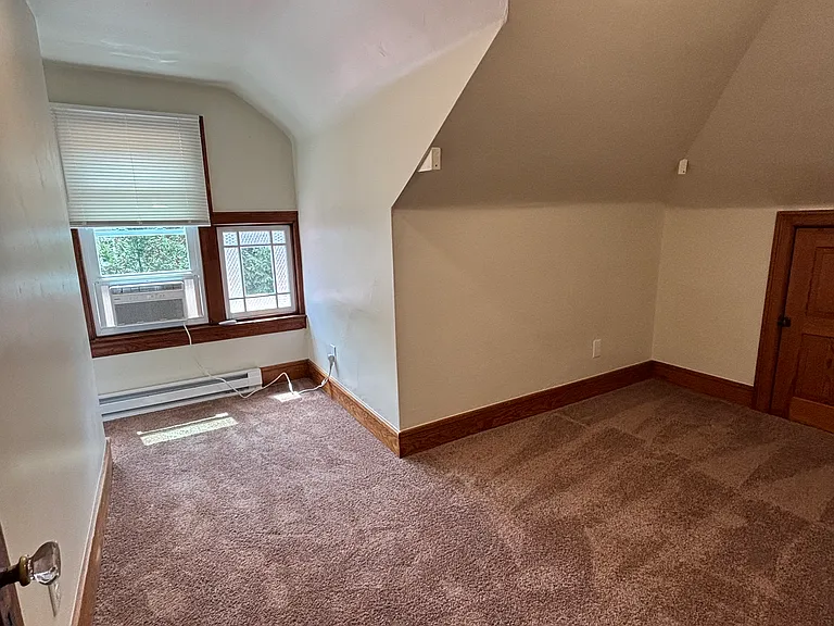 17 Franklin Ave #D — Photo 17