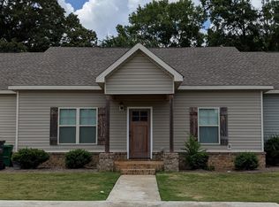 204 Grayton Way, Perry, GA 31069