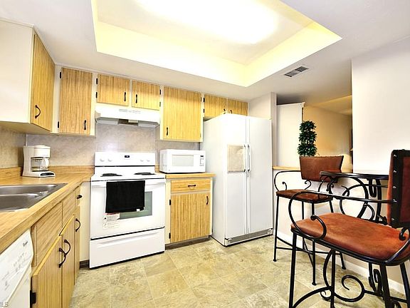 2nd image of 28120 Pine Haven Way APT 13