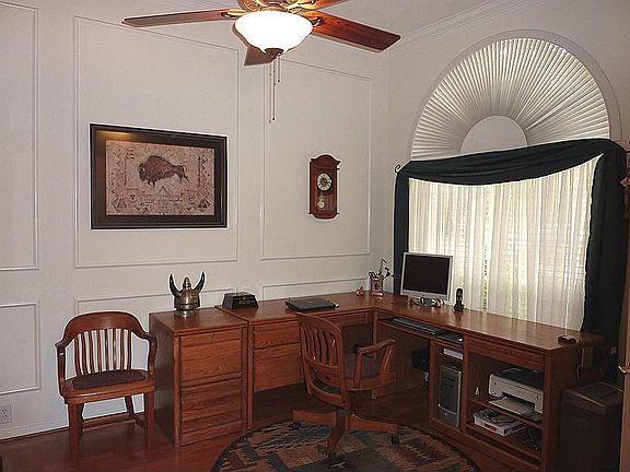 3rd image of 9126 Woodwind Lakes Dr