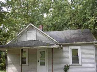 2416 7th St SW, Akron, OH 44314