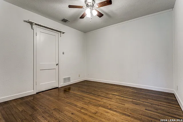 341 Tuttle Rd — Photo 21