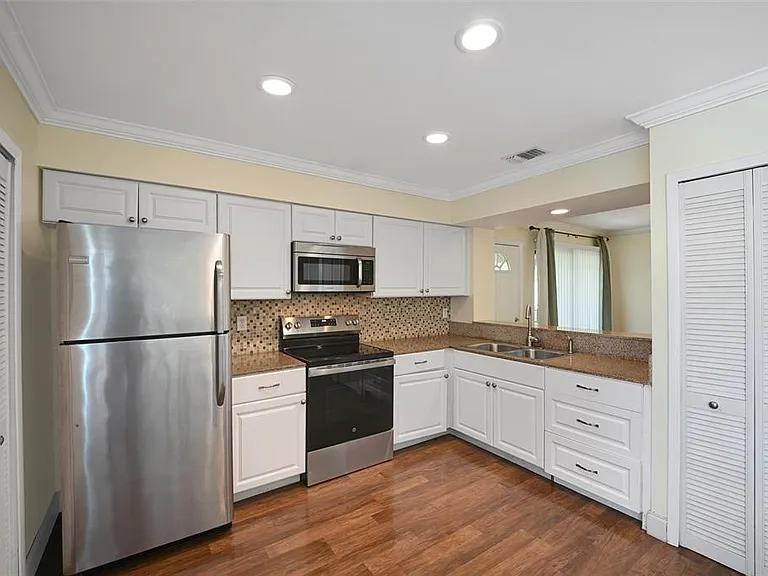 601 Casa Park Ct #K — Photo 9