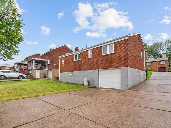 3rd image of 1329 Overdale Dr