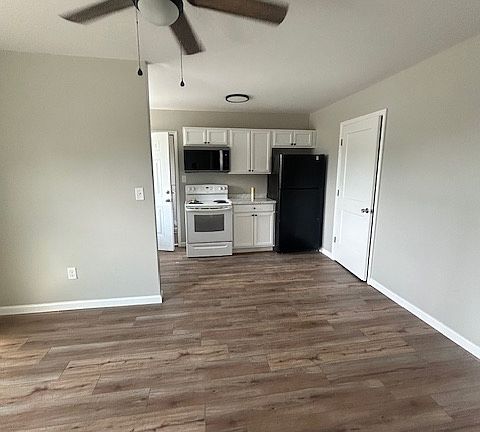 5th image of 1528 Lynn Garden Dr #5