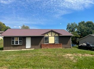 66 Chalet Cir, Greenup, KY 41144