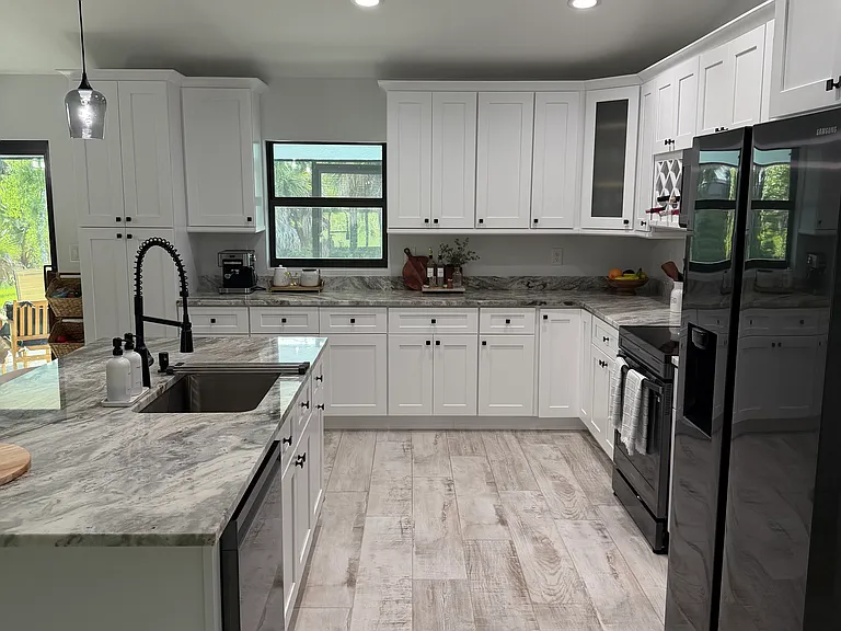 225 Overbrook St — Photo 5