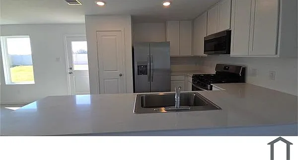 6803 Flowering Ginger Ln — Photo 10