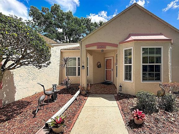 2nd image of 11241 Versailles Ln #0