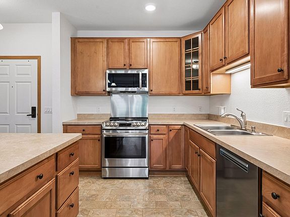 4th image of 7100 Metro Blvd Unit 233