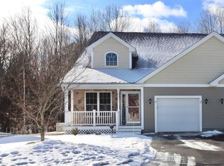 13 Arbor Cir, Litchfield, NH 03052