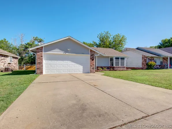 12421 E 35th St S, Tulsa, OK 74146