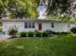 727 W Hughs St, Bolivar, MO 65613