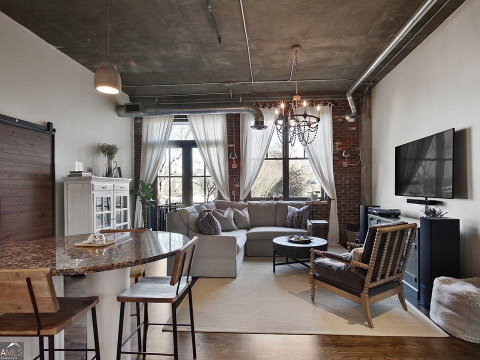 1st image of 3235 Roswell Rd NE Unit 520