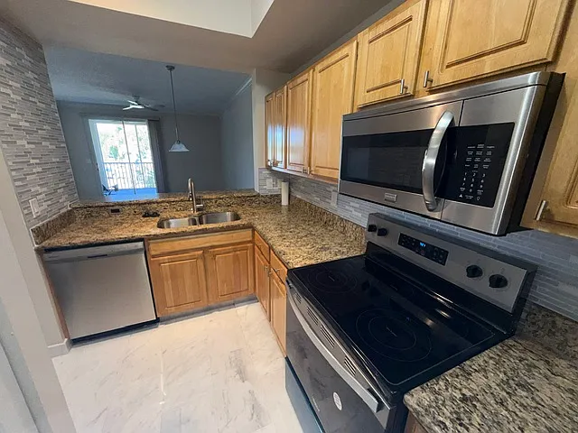 5692 Bentgrass Dr #1-205 — Photo 8