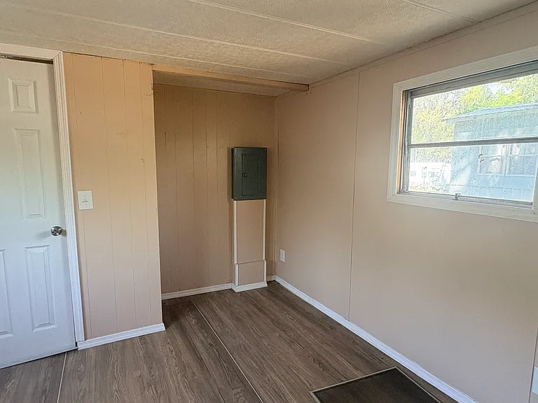 3530 S Pine Ave #16 — Photo 8