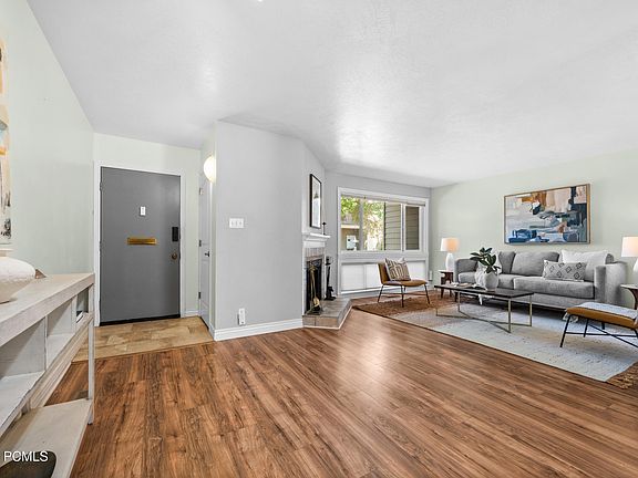 4th image of 5753 S Park Pl W
