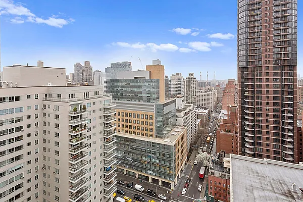 Rented by Douglas Elliman | media 20