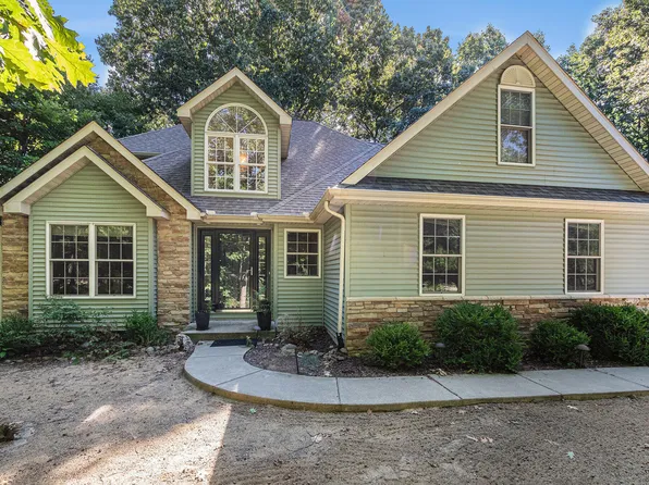 5477 Fairview St, Stevensville, MI 49127