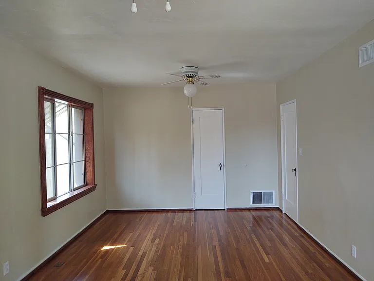 502 W Palm Ln — Photo 6
