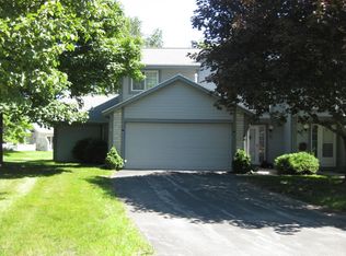 2713 Spyglass Ct NW, Rochester, MN 55901