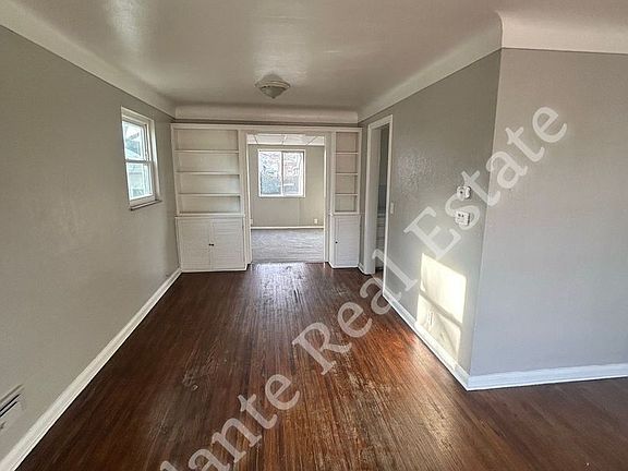 4th image of 3811 Wallwerth Dr #1