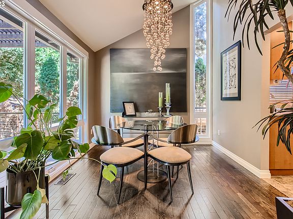 5th image of 7080 SW Tierra Del Mar Dr