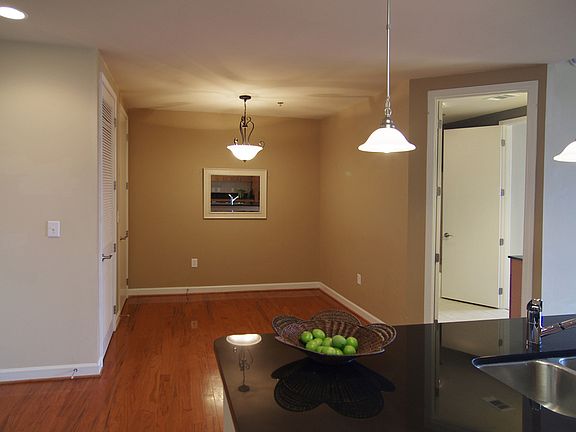 4th image of 711 Cosmopolitan Dr NE Unit 705