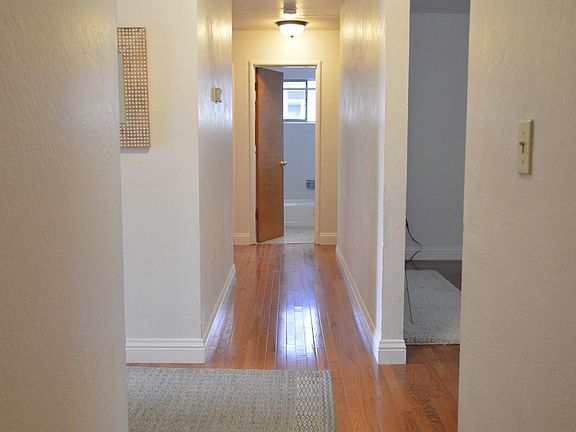 2nd image of 1620 Warbler Way