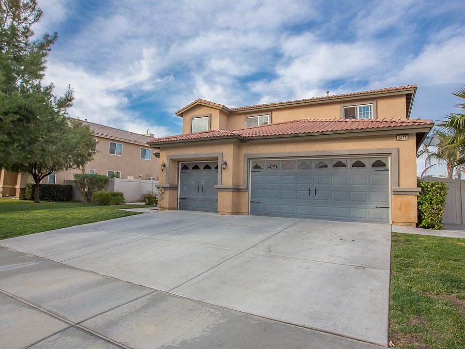 1st image of 2077 Blackthorn Dr