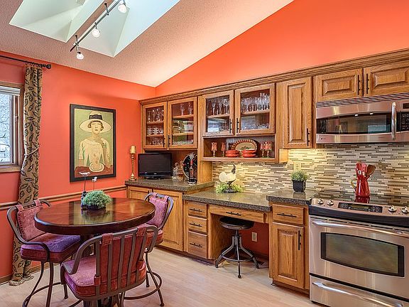 Kitchen/Skylight/Windows/