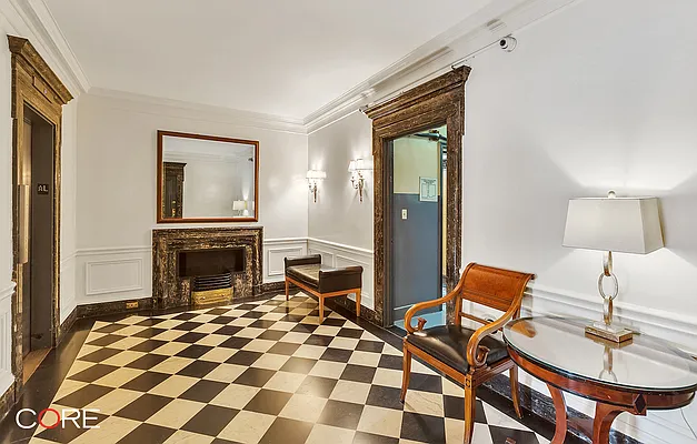 Rented by CORE | media 12