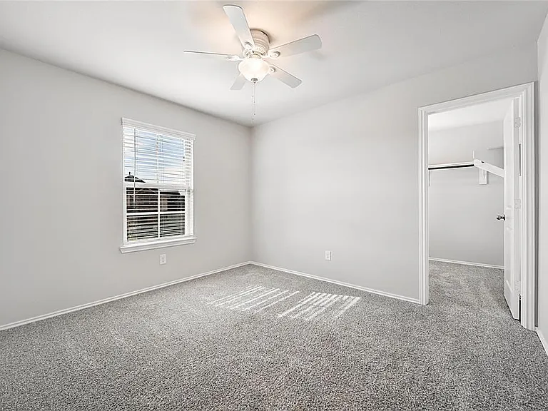 9295 Inland Leather Ln — Photo 17