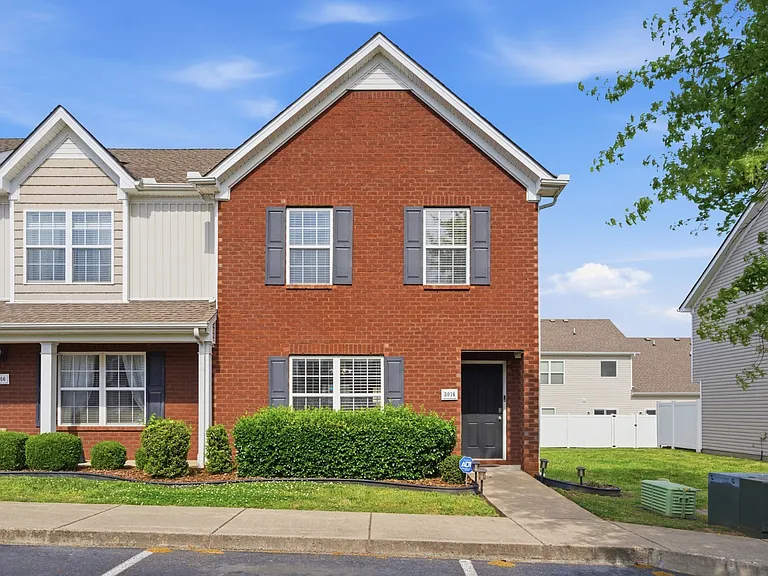 3014 Burnt Pine Dr — Photo 3