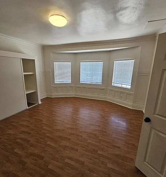 1822 S Oxford Ave — Photo 6