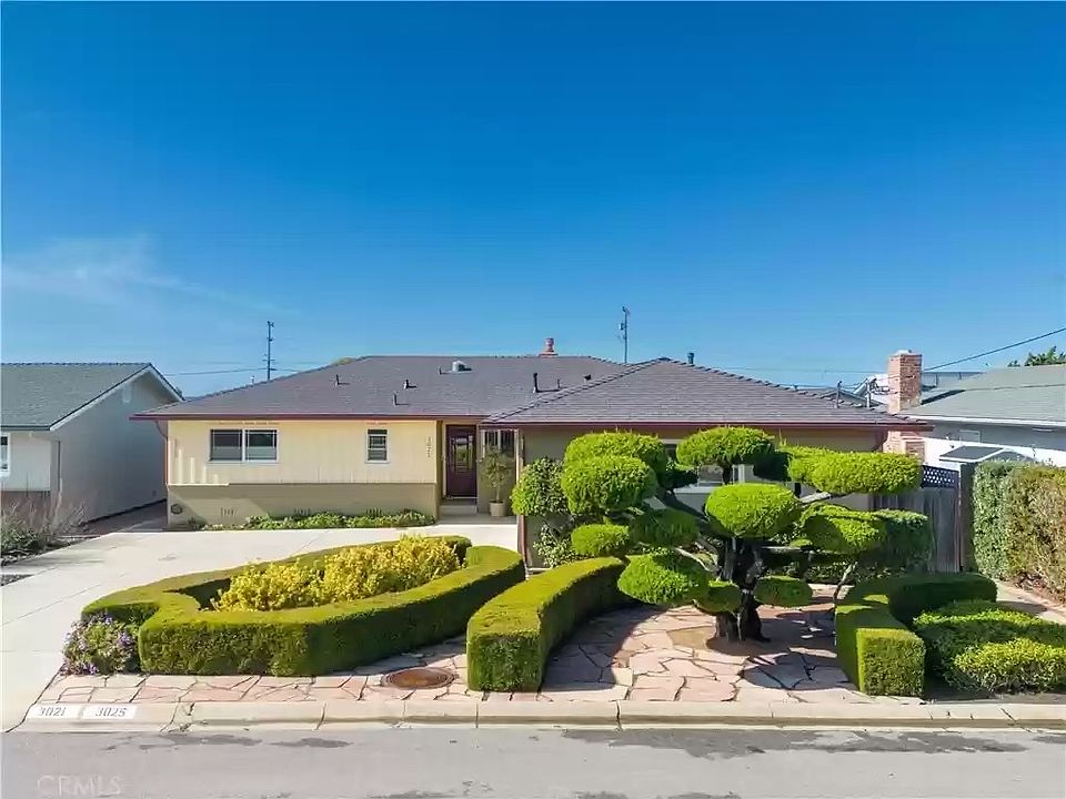 1st image of 3021 Sandalwood Ave