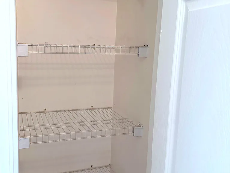8408 Tamarron Dr — Photo 18