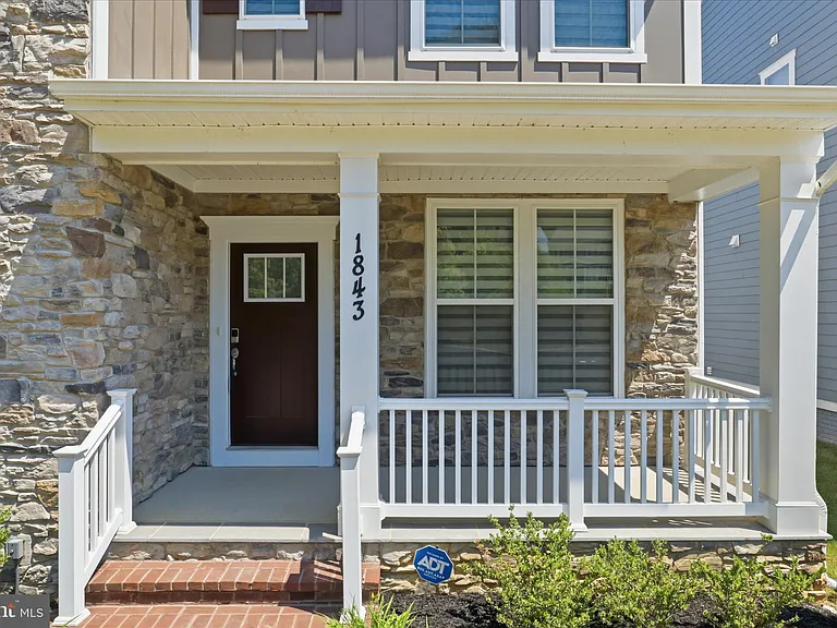 1843 Magnolia Fruit Dr — Photo 4