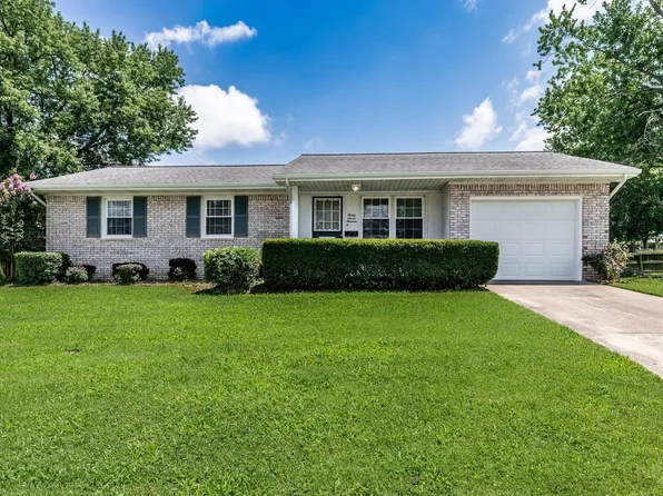 3713 Debbie Ln, Evansville, IN 47711