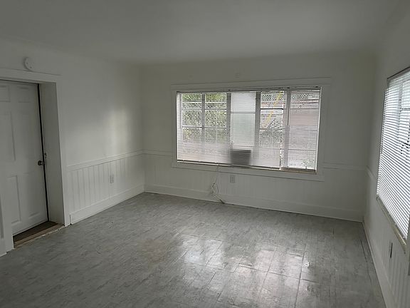 5th image of 734 21st Ave S
