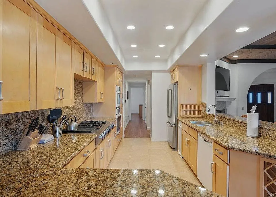 120 5th St