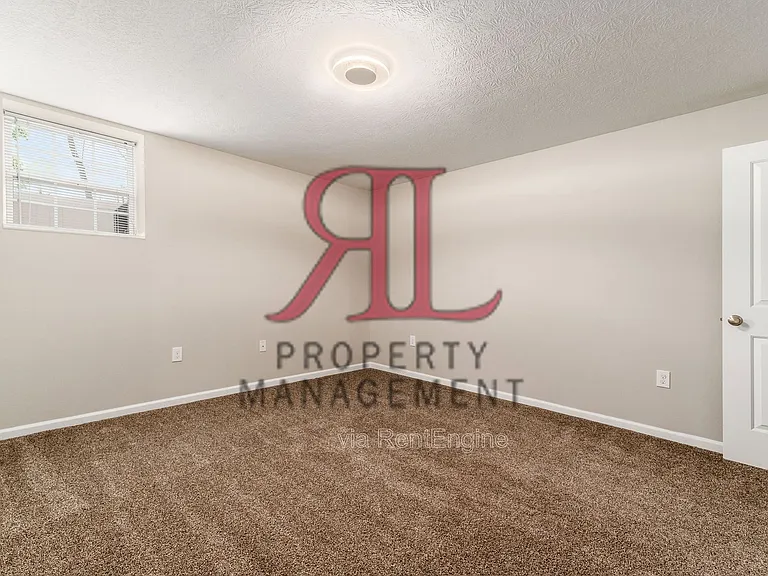 5807 Bridgehampton Dr — Photo 26