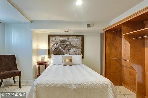 1st image of 207 R St NW APT 3