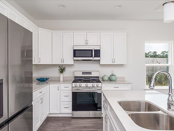 3rd image of 5701 Flowerbrook Cir